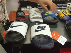 -华联商厦(火车站店)