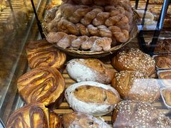 -苹果花园(昌里东路店)