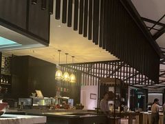 -瑰丽酒店·海吧·天际下午茶·现场DJ·天台酒吧