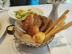 -马克西姆俄罗斯餐厅(通亚街店)