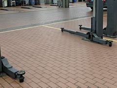 -杭州中升之星奔驰4S店(滨江店)