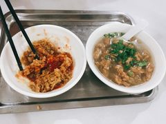 牛肉羹-东街钟楼肉粽(总店)