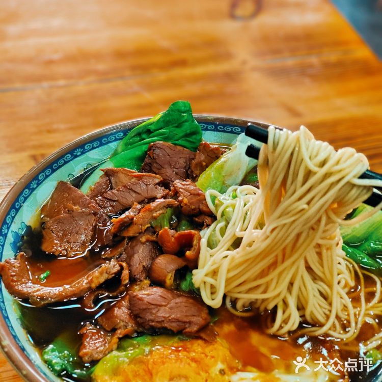 福州最好吃25年红烧牛肉拉面🍜搬到这里啦