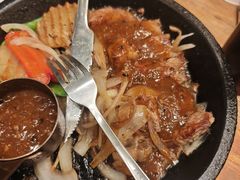 -玛格萝妮比萨屋(四平店)