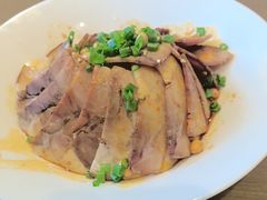 -赶海部落海鲜城(海阳路店)