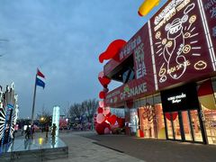 -百年港湾奥特莱斯(香炉礁店)