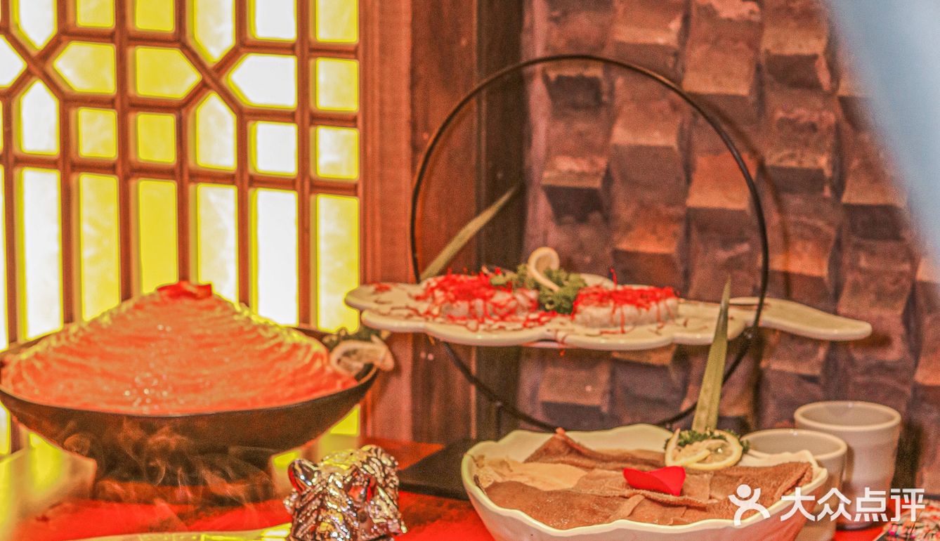 排队王袁老四尊滴太好吃了吧 袁老四又开分店！还有人没吃过吗🥘