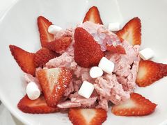 奶油草莓冰-糖潮糖水铺(省府店)