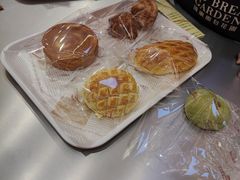 -顶东面包花园·生日蛋糕(香榭丽店)