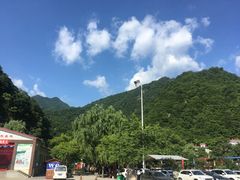 -秦岭峡谷漂流景区