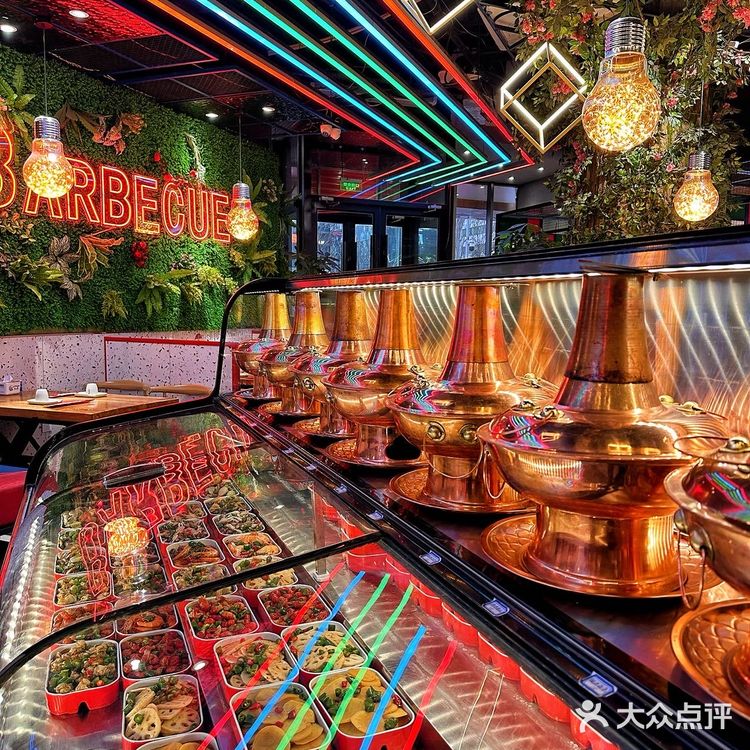 这家烧烤东北菜也太好吃了❗