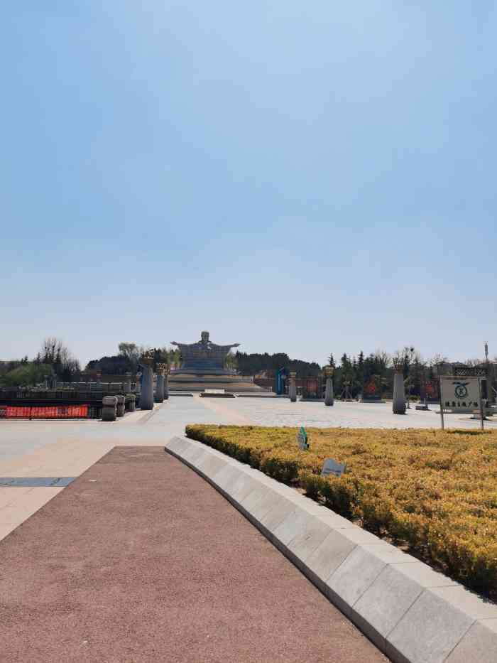 金牛山公园-"乳山市中心的一个公园,要逛的话也要一个多.