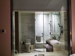 -上海漕河泾万丽酒店