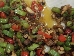 -湖南人家湘菜馆(镇江路店)