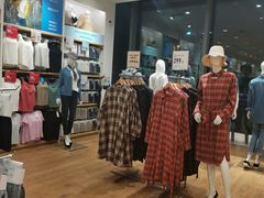 -优衣库(上海颛桥万达广场店)