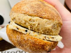 板栗泥咖啡黄油法国-PAOPAO Bakery&Café(港汇店)