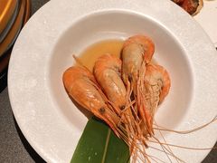 -牛YO寿喜烧·铁板烧和牛火锅自助(市府恒隆店)