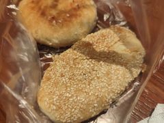 鸭油酥饼-小潘记鸭血粉丝汤
