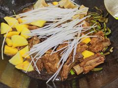 -屯老二农家铁锅炖·行业领军者(梅江店)