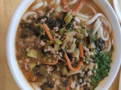 小锅米线-蝴蝶泉宾馆-中餐厅