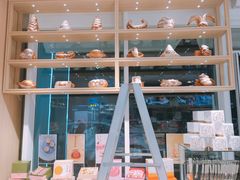 -好利来(世纪广场店)