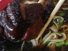 -小龙大肉面馆
