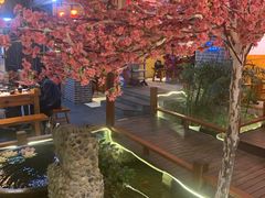 大堂-三道苗苗鱼·美蛙黄辣丁(八里店)