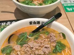 -蒙自源米线大王(东站店)