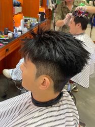 -米娜男士新国潮理发馆