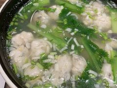 川味香辣白胡椒鱼丸汤-将相和·海鲜蒸饺大连菜