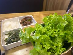 -弘彩英·烤牛舌·年糕火锅(蓝色港湾店)