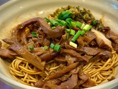 -佬钱湾仔(衣裳街店)