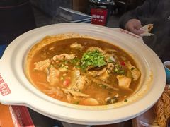 -魏铭鱼头捞饭(晋阳路店)