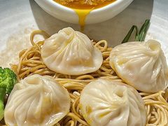 -馋三尺蟹粉小笼(人民广场店)