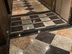 -好乐迪(张扬路八佰伴店)