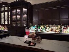 -LONG BAR 廊吧(外滩华尔道夫酒店)