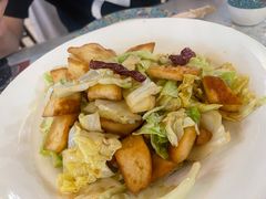 -汗腾格里·风味餐厅(新疆驻京办店)