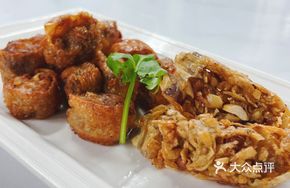 Small Portion of Chaoshan Rice Cake and Taro Roll Platter