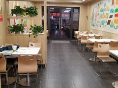 大堂-华莱士·全鸡汉堡(郭巷3店)