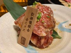-山川小町·极番烧肉(新地假日广场店)