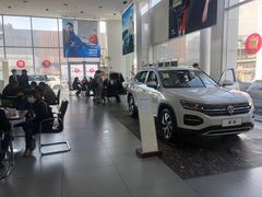 -交运起申一汽大众4S店(内江路店)