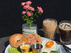 -ommo cafe(半岛城邦店)