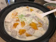 -上海玫瑰园度假酒店