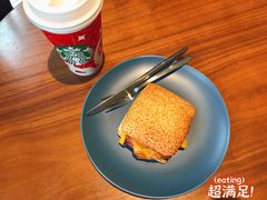 -星巴克(郑州普罗旺世店)