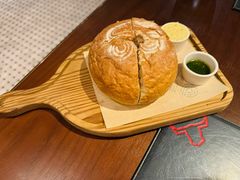 -恰餐厅及酒吧 CHAR Bar & Grill (北京丽都皇冠假日店)