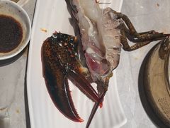 -雍容荟帝王蟹活龙虾展台自助(IFS黑金店)