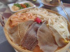 -赵美丽·重庆社区火锅·直营店(火车东站·中豪国际店)