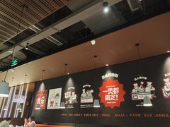-胖哥俩肉蟹煲(石家庄长安万达店)
