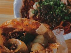 -老鼓楼麻辣烫夹馍
