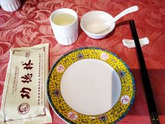 -功德林(南京西路店)